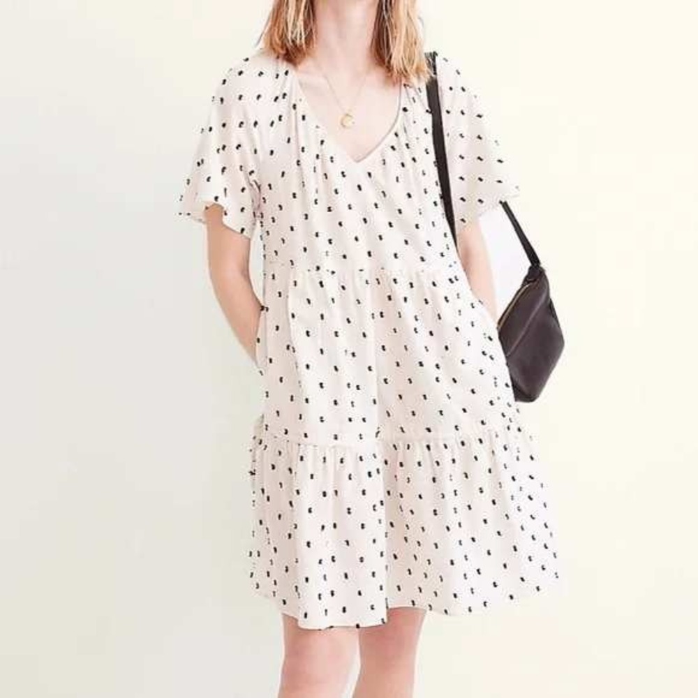 Madewell Clipdot Tiered Mini Dress in Antique White - Size Medium - Style NE768‎